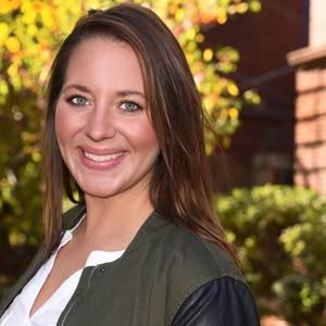 Meet your Posher, Jenessa